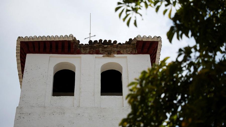 Gempa bumi berkekuatan magnitudo 5,0 mengguncang Kota Granada, Spanyol selatan, pada Sabtu awal hari, Sabtu (15/8/2026). (REUTERS/Fermin Rodriguez)