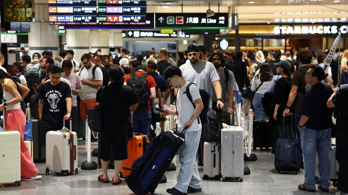 Bencana Ancam Jepang, 275 Penerbangan Dibatalkan-4.000 Listrik Padam
