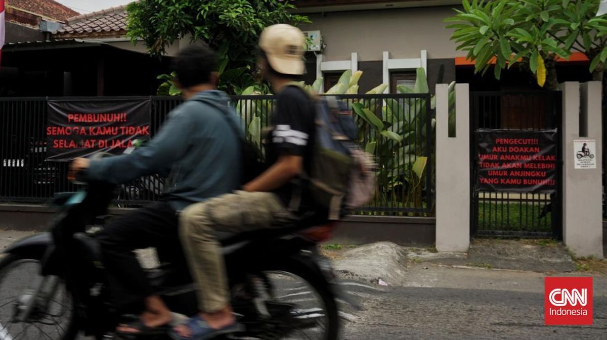 Keluarga Bantul Pasang Spanduk Marah Usai Anjing 'John Wick' Diracun