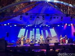 Aksi Memukau Teddy Adhitya dan RAN di Gaia Music Festival 2026