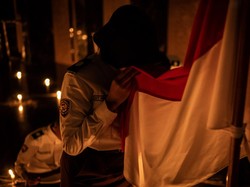 Apa Hukum Mencium Bendera Merah Putih dalam Islam?