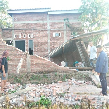 Update Gempa NTT, Korban Jiwa Capai 47 Orang dan Kerusakan Rumah hingga Bandara