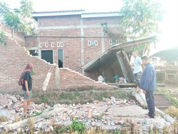 Jumlah Bangunan Rusak di Bima Akibat Gempa M 7,7 Bertambah