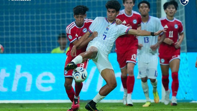 Singapura kembali gagal penalti lawan Thailand, mengulang momen Piala AFF 2020 saat bentrok Indonesia.
