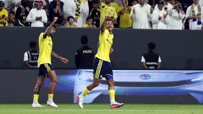 Soccer Football - Saudi Pro League - Al Nassr v Al Fateh - Al Awwal Park, Riyadh, Saudi Arabia - August 15, 2026 Al Nassr's Samu Costa celebrates scoring their third goal REUTERS/Hamad I Mohammed