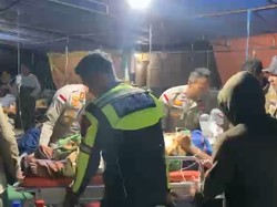 Video: Momen Evakuasi Ibu Melahirkan di Tengah Gempa NTT