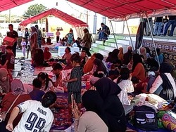 Kemensos Bangun Dapur Umum dan Salurkan 30 Ton Beras-5.500 Sembako ke NTT