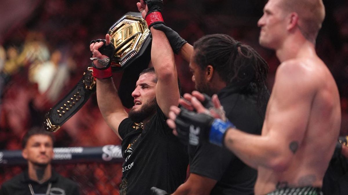 Kata-kata Islam Makhachev usia Kalahkan Ian Garry di UFC 330