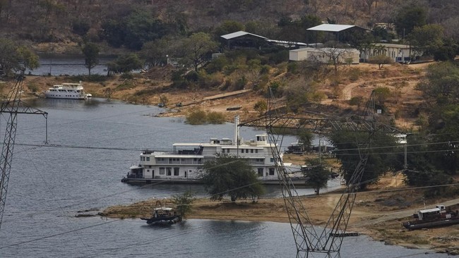 A general view of Lake Kariba moments after a memorial service was held for victims of the capsized Rural Infruastructure Development Agency (RIDA) passenger ferry at Nyamhunga Stadium in Kariba, on August 13, 2026. A government passenger ferry capsi