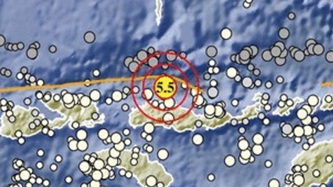 BMKG memperkirakan gempa susulan disebabkan Sesar Naik Flores masih akan berlangsung dalam dua hingga tiga pekan ke depan.