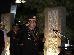 Kenang Jasa Pahlawan, Kapolda Sumsel Pimpin Apel Kehormatan dan Renungan Suci HUT RI
