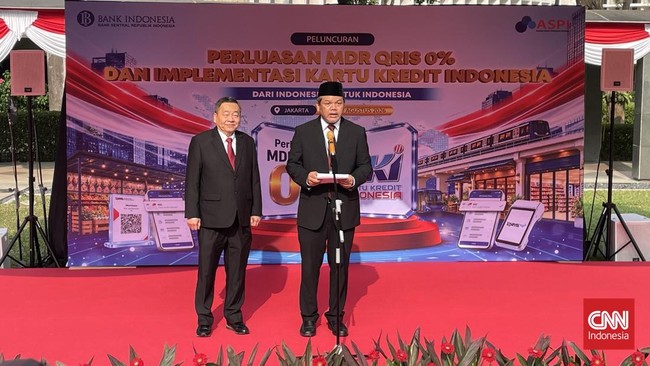 BI memperluas kebijakan tarif komisi atau MDR QRIS sebesar 0 persen untuk transaksi hingga Rp100 ribu di seluruh merchant per 1 Oktober 2026.