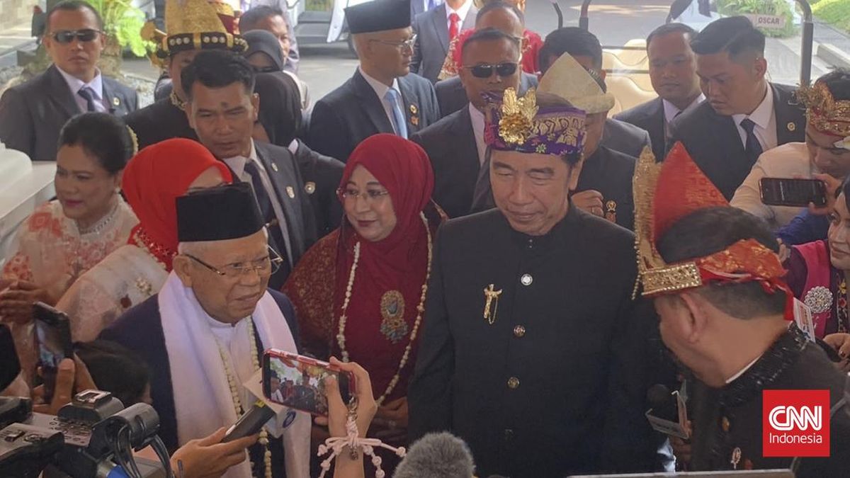 Jokowi Kenakan Baju Adat Bali di Upacara HUT ke-81 RI
