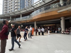 Lomba 17-an Pindah ke Mal, Pengunjung Ikut Adu Keseruan