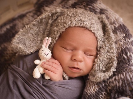 150 Nama Bayi Terinspirasi Api dan Artinya untuk Anak Laki-laki dan Perempuan
