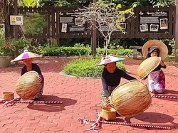 Tari Jepen Behuma: Harmoni Gerak dan Tradisi Agraris Kutai
