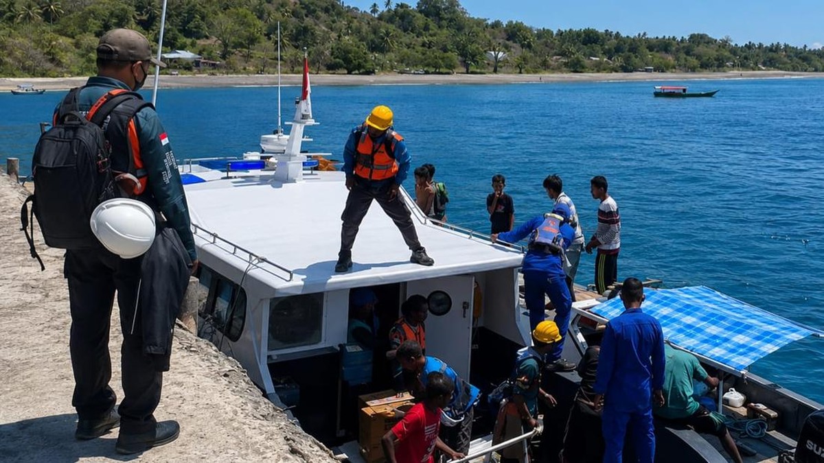 Pulihkan Listrik, PLN Kirim Tim Recovery ke Flores NTT