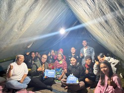 PNM Beri Bantuan Logistik untuk Karyawan & Nasabah Terdampak Gempa NTT