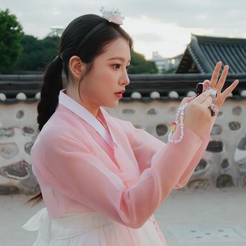 Berjiwa Nasionalisme, Ini Sederet Artis Korea yang Merayakan Hari Kemerdekaan