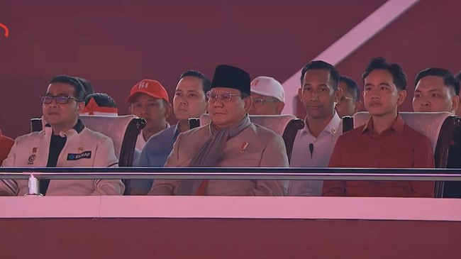 Presiden Prabowo Subianto dan Wakil Presiden Gibran Rakabumi menghadiri Karnaval Bersatu Harmoni Nusantara, Lapangan Monas, 17 Agustus 2026