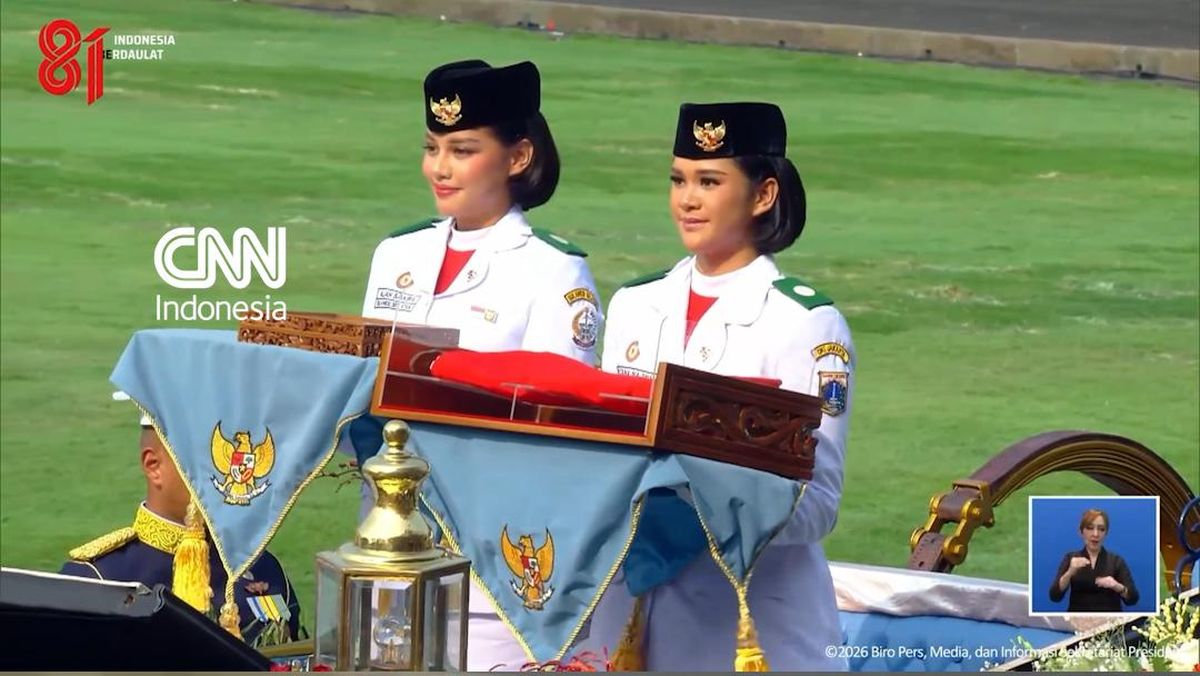 Momen Bendera Pusaka Dibawa ke Istana Merdeka dengan Kereta Kencana