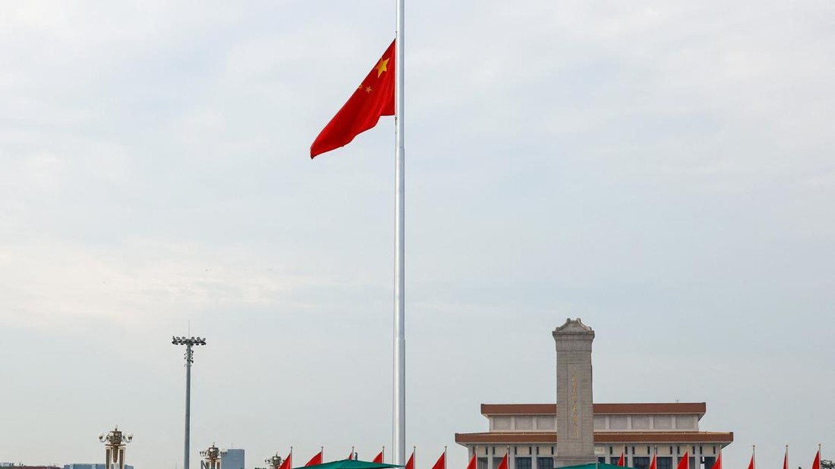 Ekonomi China Gemetar! Laba Industri Ambruk, Terburuk Tahun Ini