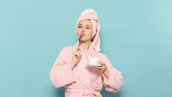 Ketahui 4 Efek Negatif Langsung Mandi Setelah Makan