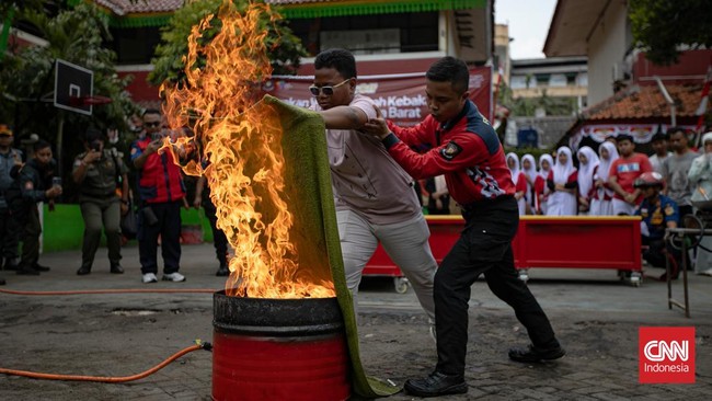 Drama Gerakan Warga Cegah Kebakaran