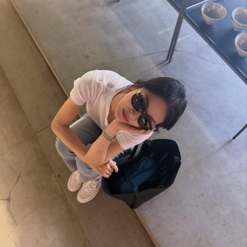 Get The Look: Casual Style ala Song Hye Kyo yang Mudah Ditiru