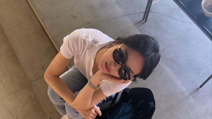 Get The Look: Casual Style ala Song Hye Kyo yang Mudah Ditiru
