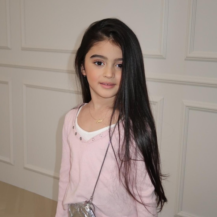 <p>Margin sering mem-<em>posting</em> foto sang putri di Instagram. Tak hanya itu, Margin dan suaminya bahkan membuat akun Instagram sendiri untuk sang putri, Bunda. Akun Guzel ini sudah memiliki sekitar 340 juta pengikut atau <em>followers</em> lho. (Foto: Instagram @marginw)</p>