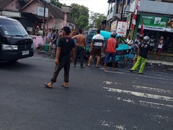 Adu Banteng Truk Vs Pikap Muat Lele di Payak Bantul, 2 Tewas