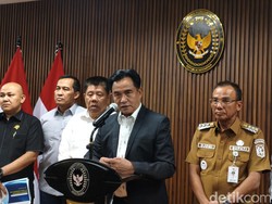 Menko Yusril Beri Solusi soal Ricuh di Kantor PT Timah Belitung Timur
