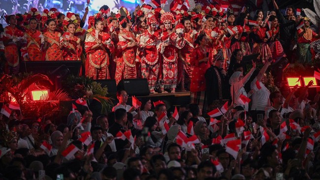 Pawai Karnaval Bersatu Nusantara Rayakan HUT ke-81 Kemerdekaan RI