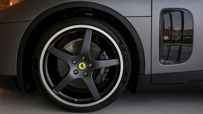 Ferrari Luce