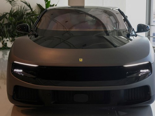 Ferrari Luce