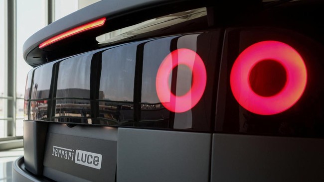 Ferrari Luce