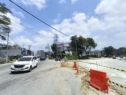 Begini Progres Penanganan Jalan Longsor Akibat Pipa PDAM Bocor di Balikpapan