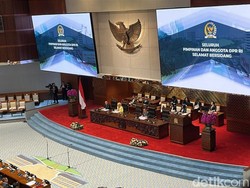 DPR Gelar Rapat Paripurna Bahas RAPBN 2027, 316 Anggota Dewan Hadir