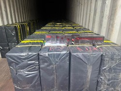 Kapal Pengangkut 2,6 Ton Narkoba Cair Juga Bawa 1,5 Juta Batang Rokok Ilegal