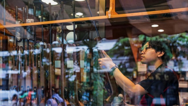 Thailand Menangguhkan Izin Pembelian Senjata