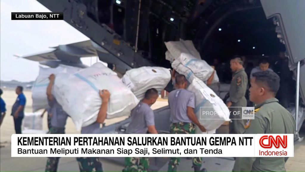 VIDEO: Kemenhan Kirim 20 Ton Bantuan Untuk Korban Gempa NTT