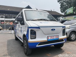 Nyamannya Angkot Listrik Jurusan Bandara Husein-Terminal Ledeng