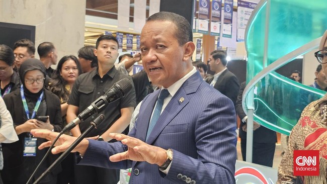 Menteri Energi dan Sumber Daya Mineral (ESDM) Bahlil Lahadalia mengatakan rencana pembatasan bahan bakar minyak (BBM) bersubsidi jenis Pertalite untuk kelompok masyarakat desil 9 dan 10 masih dikaji.
