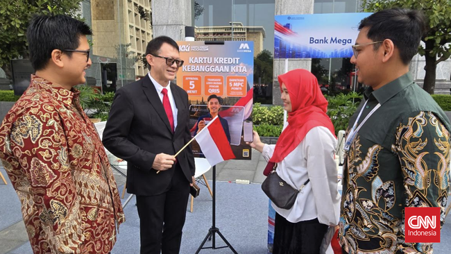 PT Bank Mega Tbk menjadi salah satu first mover Kartu Kredit Indonesia (KKI) untuk segmen ritel atau masyarakat umum. Inisiatif tersebut menjadi bagian dari dukungan Bank Mega terhadap penguatan ekosistem sistem pembayaran nasional.