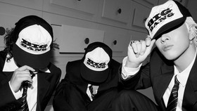 BIGBANG dengan tiga member, G-Dragon, Taeyang, dan Daesung, untuk comeback BiiiG pada Agustus 2026.