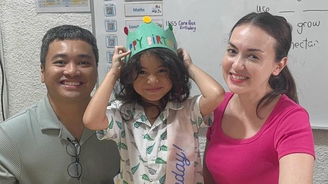 Potret Gemas Cara Rose, Anak Rianti Cartwright yang Baru Rayakan Ultah ke-6