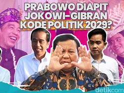 Prabowo Diapit Jokowi-Gibran: Momen Akrab atau Sinyal Politik 2029?