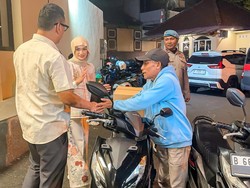 Ojol yang Motornya Dirusak Sopir Alphard di Jaksel Diberi Kendaraan Baru