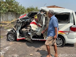 Tragis Pasutri Tewas di Tol Batang Saat Antar Jenazah Anak
